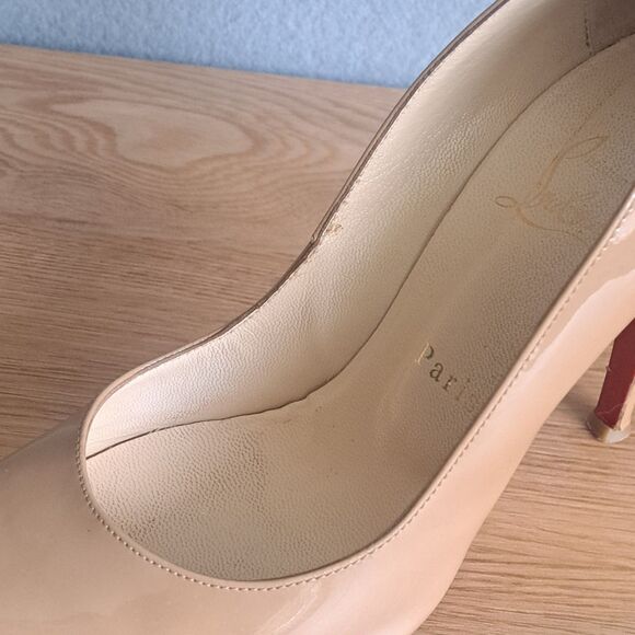 Christian Louboutin *SINGLE RIGHT* Simple Nude Patent Leather Pumps 38.5 Amputee - Picture 11 of 16